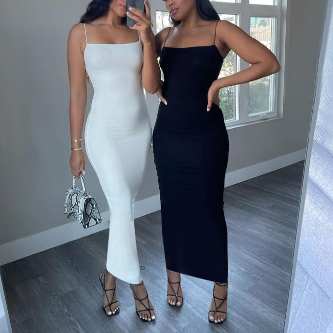 Robe Midi Ajustée à Bretelles Fines