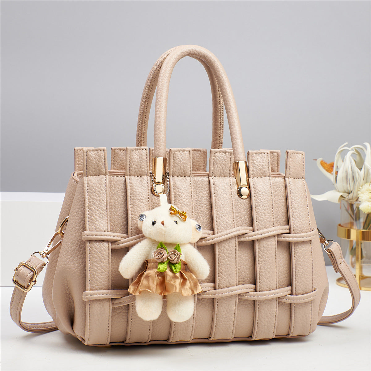 Sac à Main Tressé avec Charm Ourson