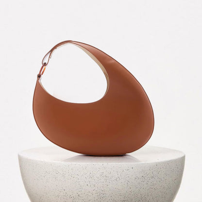 Sac à épaule en cuir sculptural