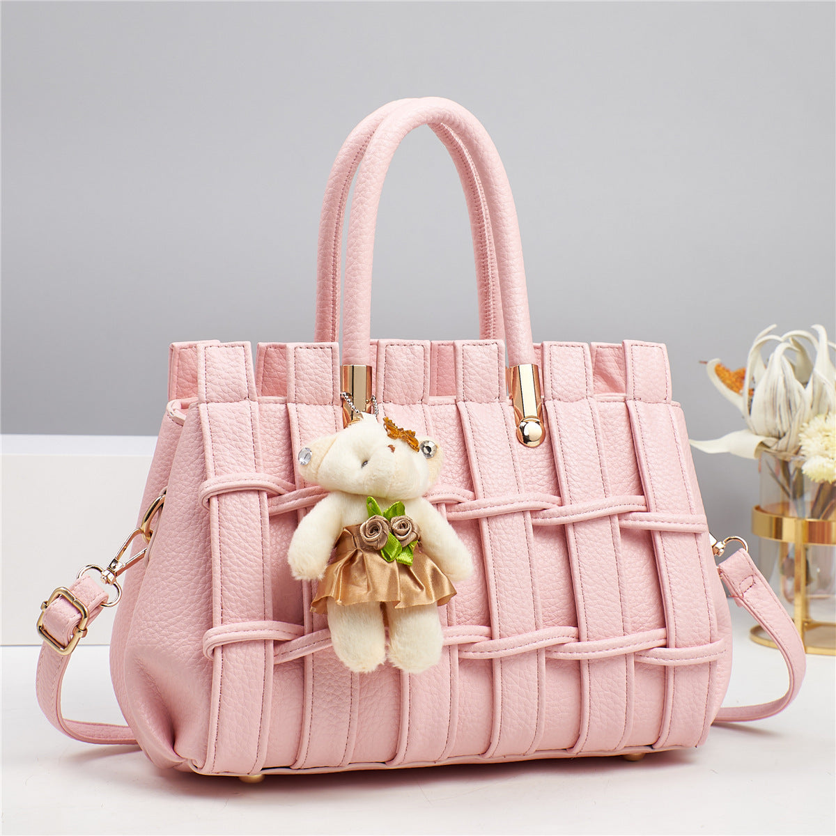 Sac à Main Tressé avec Charm Ourson